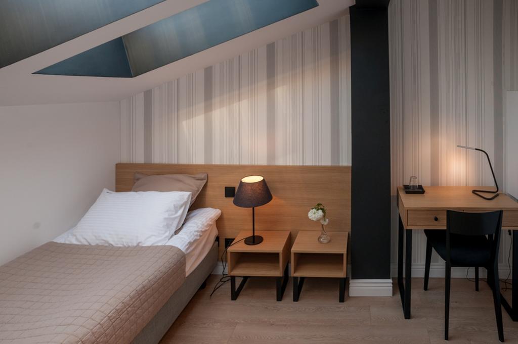 Qbatura Cafe & Hotel Ciechanow Room photo